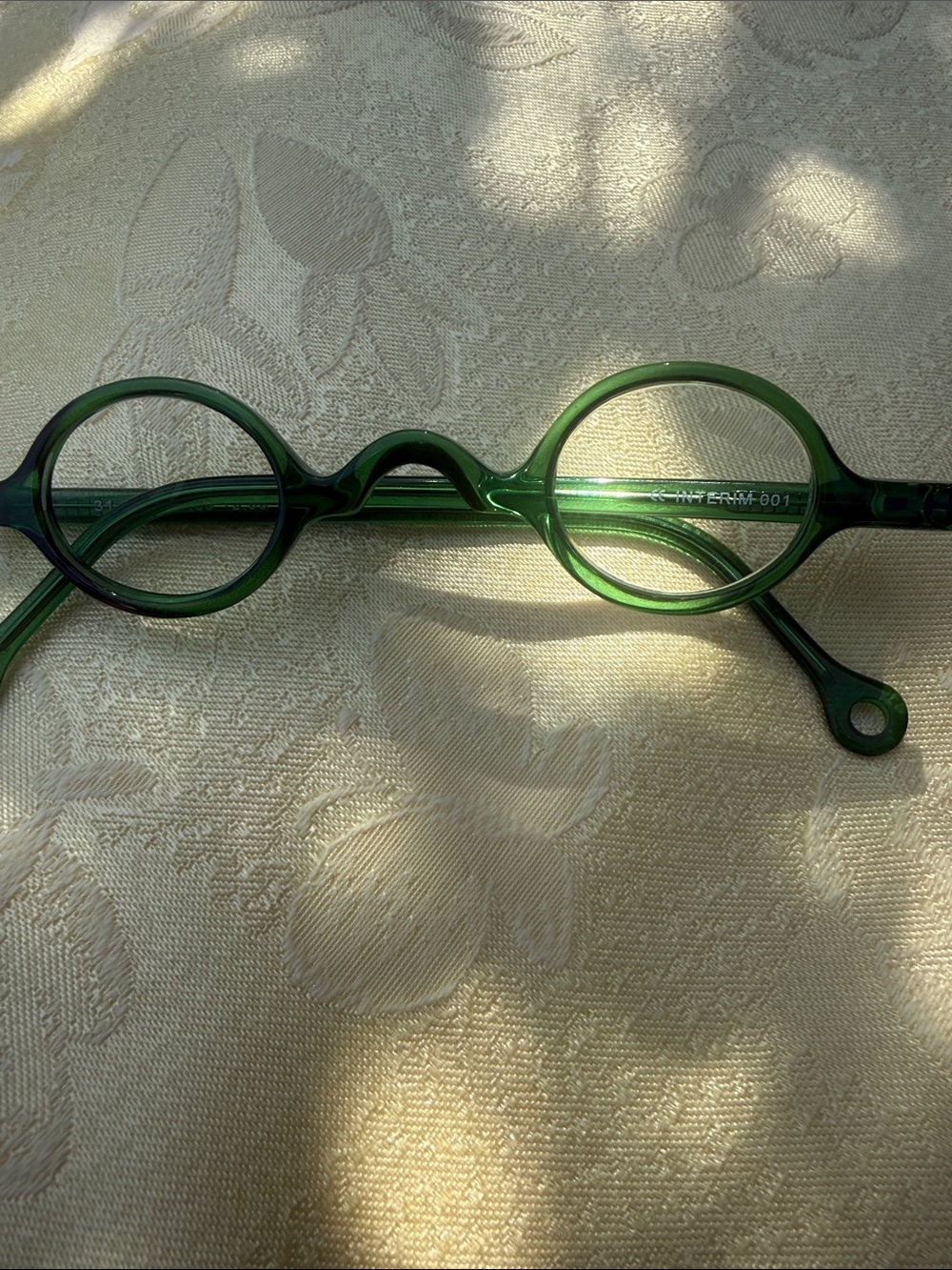 Green Round Readers with Sleek Bridge